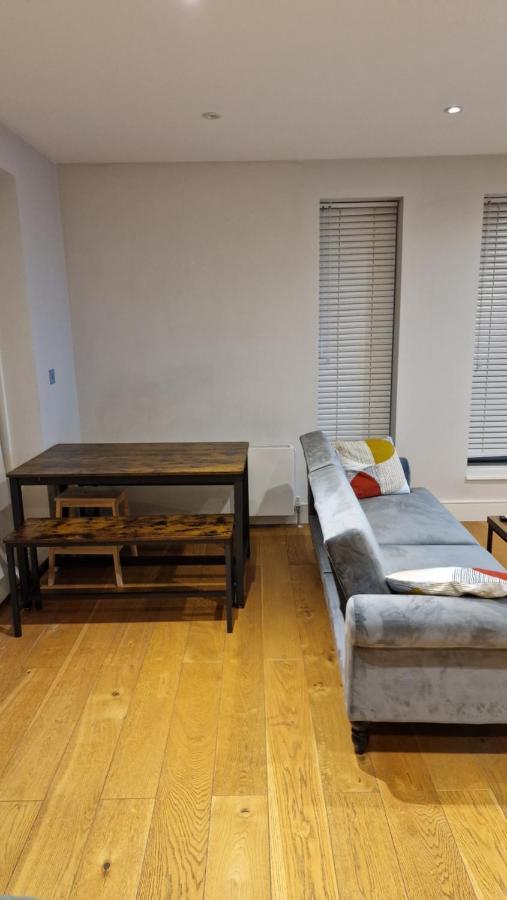London City Apartment Ealing Εξωτερικό φωτογραφία
