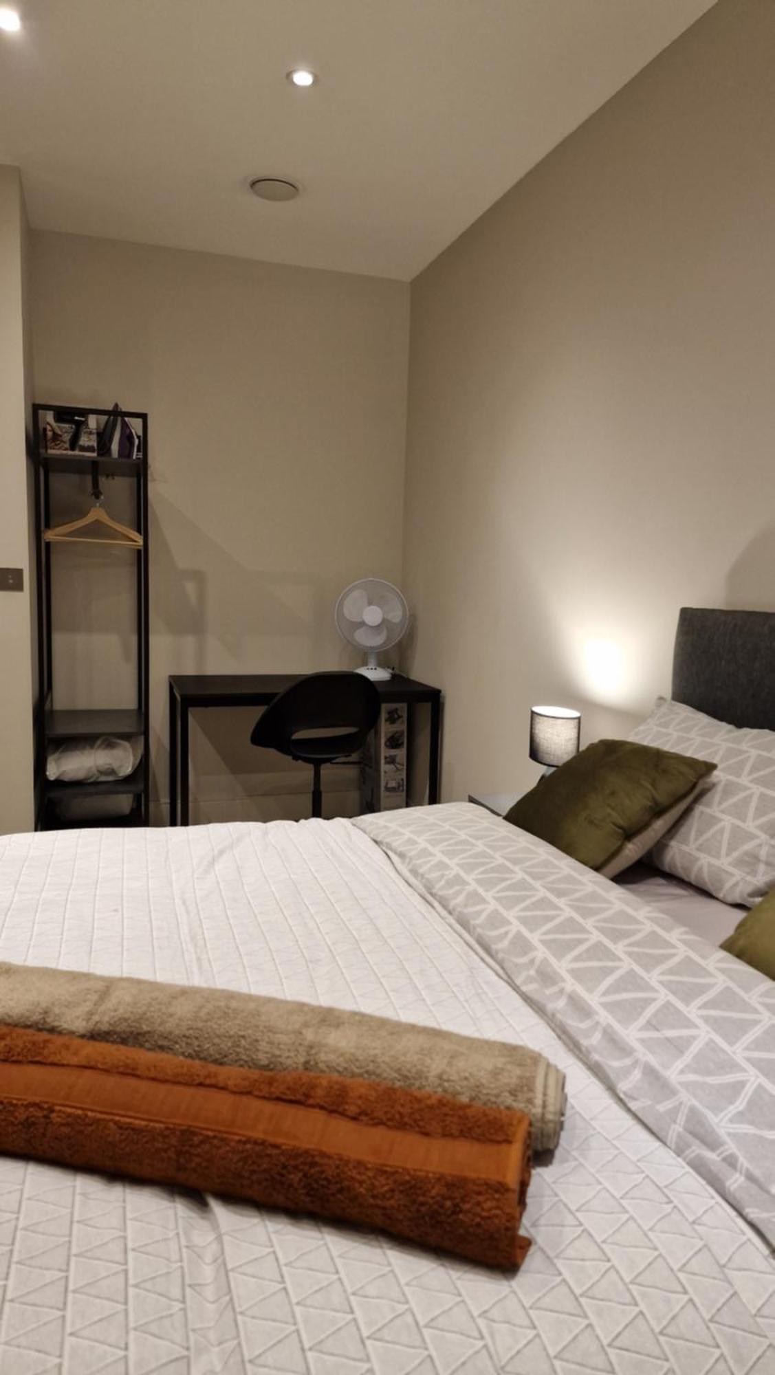 London City Apartment Ealing Εξωτερικό φωτογραφία